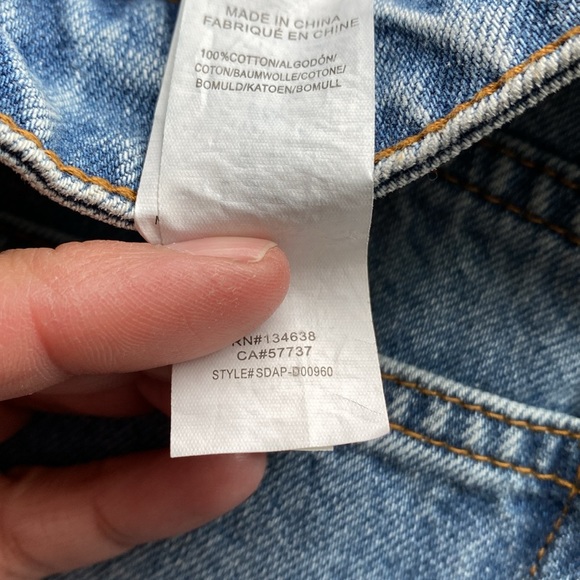 * NWT Mom Jeans / Straight Leg Denim - Picture 9 of 10